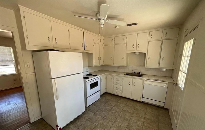 4601 32 ST