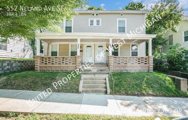 552 NELAND AVE SE