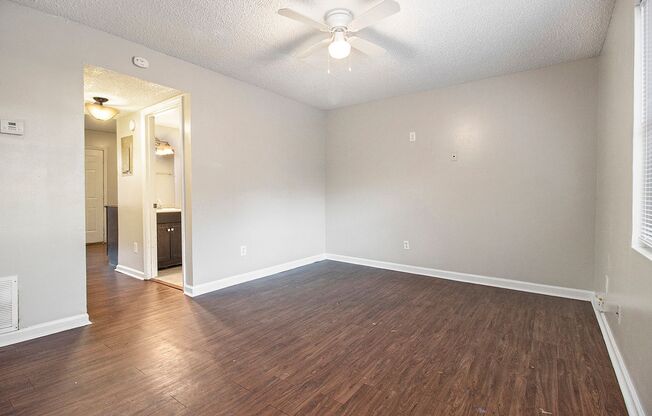 3 Bedroom, 2 Bath Duplex near the Beltline