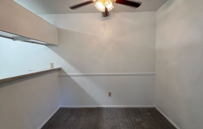 2 beds, 1 bath, 832 sqft, $1,150, Unit 505