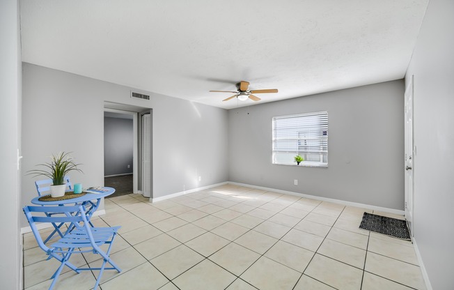 Amenities - Timber Trace Apartments in Tampa, FL