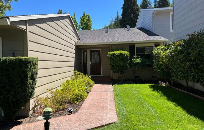 Single Level 2BR/2BA Home in Moraga COUNTRY CLUB with FULL Privileges!