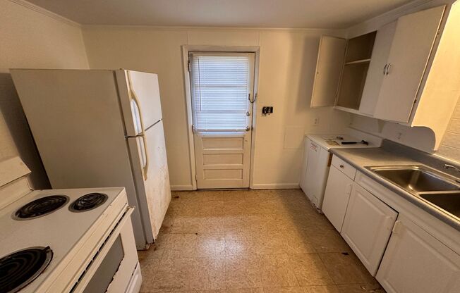 Cozy 2 Bedroom Duplex