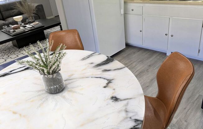 3 beds, 1.5 baths, 1,100 sqft, $1,500, Unit 3237