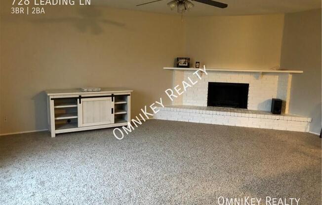 3 beds, 2 baths, 1,347 sqft, $1,995