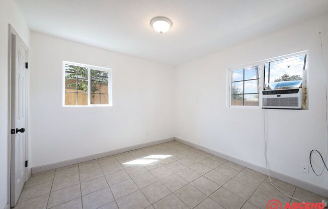 3 beds, 1 bath, $1,850