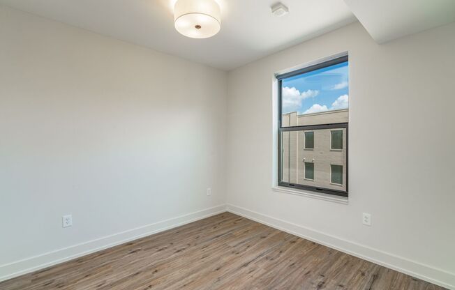 1 bed, 1 bath, $1,252, Unit 1050 N 4th St. Apt. 408