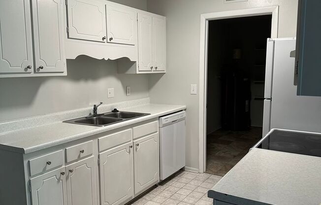 2 Bedroom/ 2 bath Condo