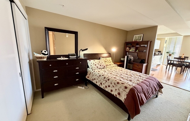 1 bed, 1 bath, 696 sqft, $3,100, Unit 622