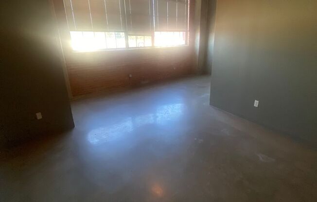 1 bed, 1 bath, 1,226 sqft, $858, Unit 202