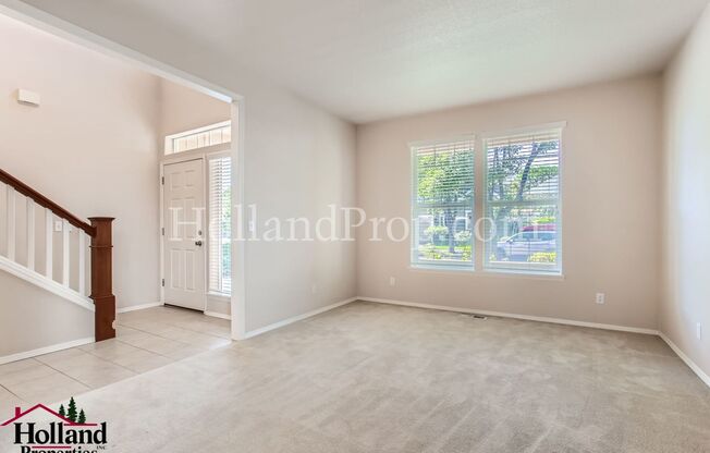 Spacious 4-Bedroom Home in Orenco Gardens – Stylish Kitchen, Luxurious Master Suite & Prime Location!