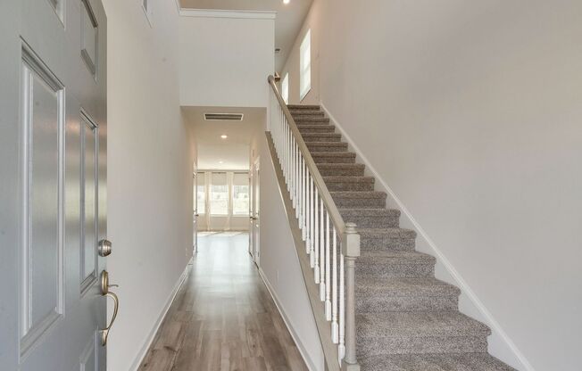 Like new City Park home ready for move in!