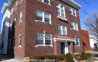 4040/4042 Locust St.