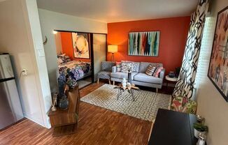 French Beautiful & Spacious 1-Bedroom Apartment at Heritage Apartments