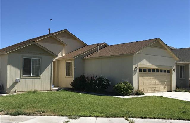 3 beds, 2 baths, $1,800