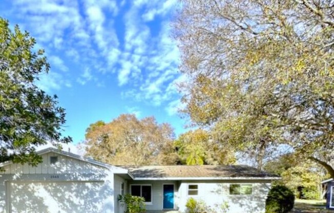 2565 Granada Circle West