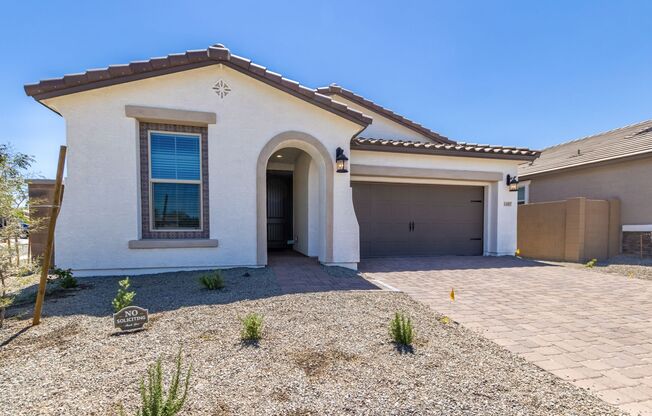 Beautifully Furnished Home in New Gilbert Community