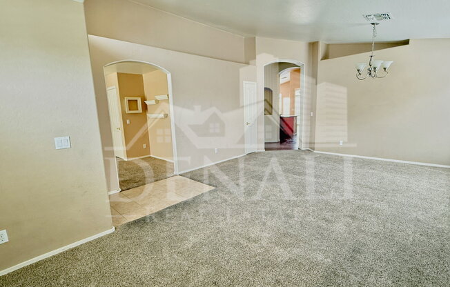 4330 E COTTONWOOD LN