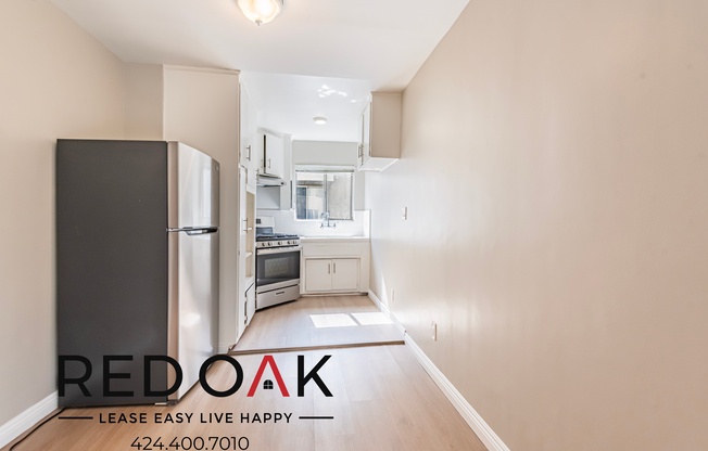 320 S SHERBOURNE DR
