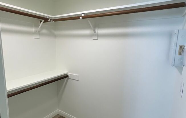 2 beds, 2 baths, 902 sqft, $1,839, Unit L3