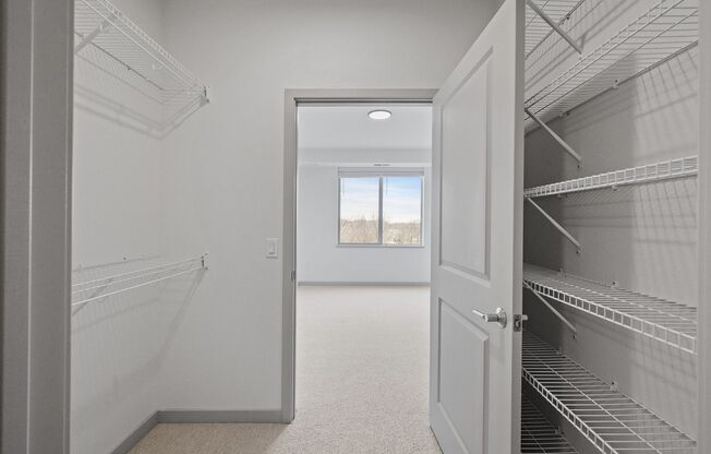 2 beds, 2 baths, 1,087 sqft, $2,095, Unit 430