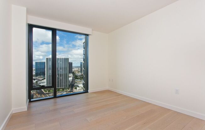 1 bed, 1 bath, $6,000, Unit # 2705