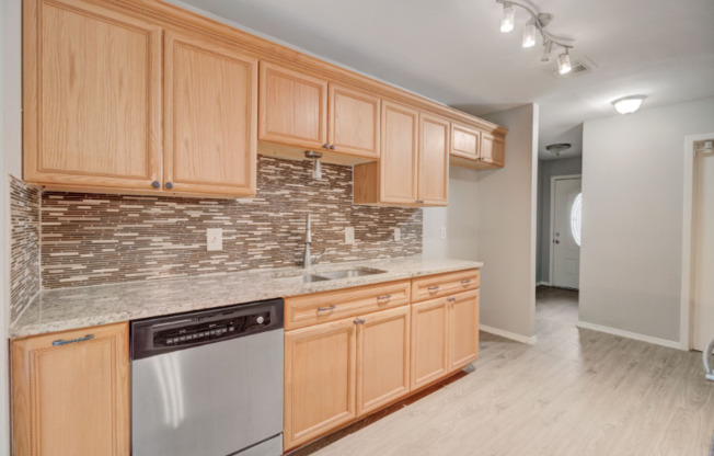 13614 LARKBROOK