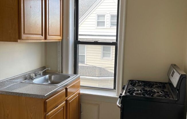 2685-Highland Arms Realty, LLC