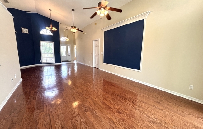 1553 MAIDENCANE LOOP