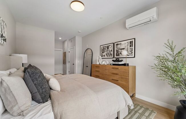 2 beds, 2 baths, 994 sqft, $2,874, Unit 1451