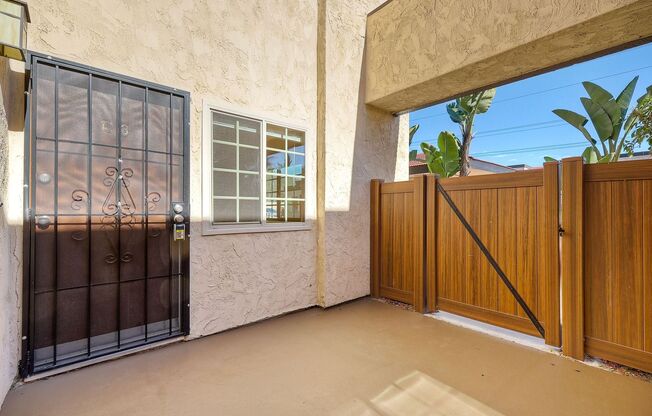 2 beds, 1.5 baths, 1,125 sqft, $2,495, Unit I-03