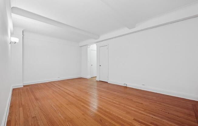 1 bed, 1 bath, $3,995, Unit 2-H