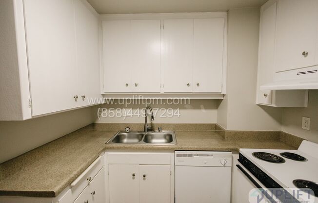 1 bed, 1 bath, 675 sqft, $1,995, Unit #24