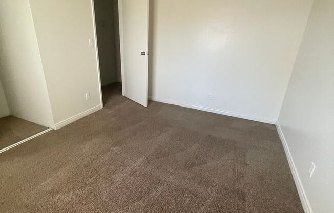 1 bed, 1 bath, 592 sqft, $929, Unit 106