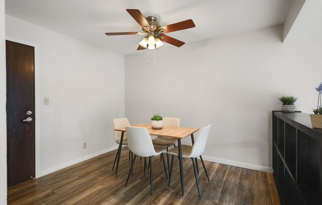 2 beds, 2 baths, 1,100 sqft, $1,525, Unit 142