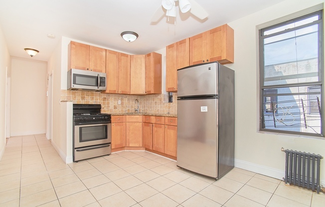 557 W 144 ST