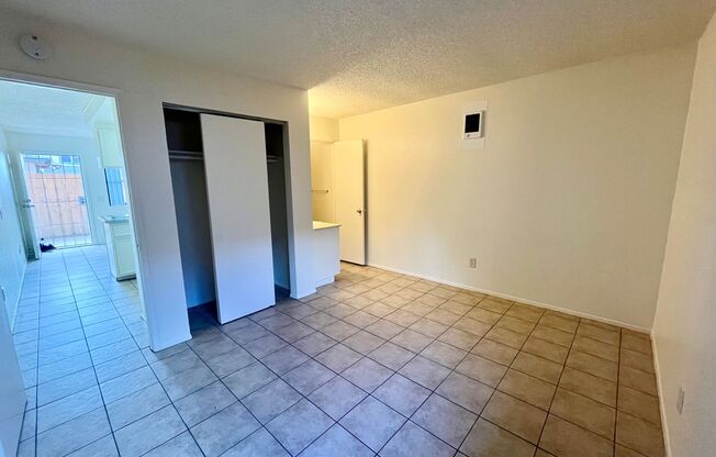 1 bed, 1 bath, 381 sqft, $1,650, Unit 3770-4