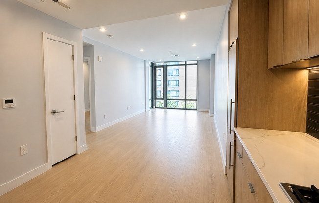 1 bed, 1 bath, 636 sqft, $2,995, Unit 602