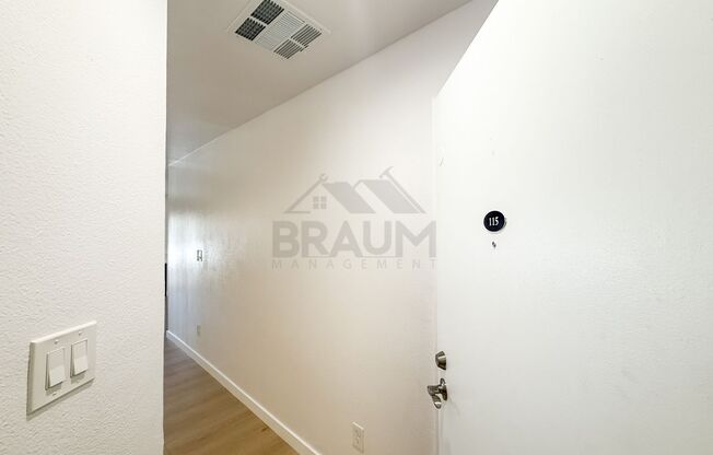 7323 WINNETKA