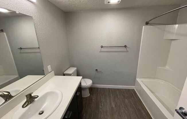 2 beds, 2 baths, 841 sqft, $2,865, Unit B038