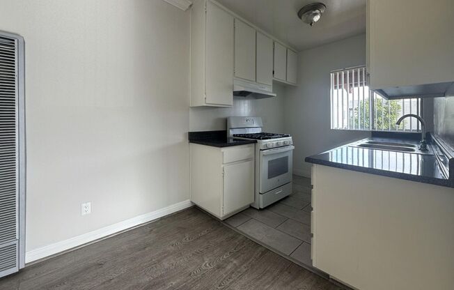 1 bed, 1 bath, 630 sqft, $1,745, Unit 201