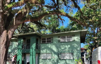 822 S PARRAMORE AVE