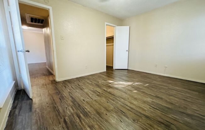 1 bed, 1 bath, 700 sqft, $1,250, Unit 2021
