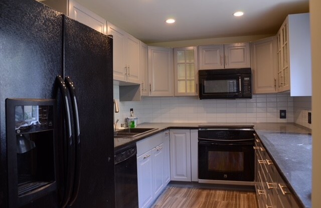 65th St NW 1409