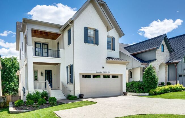 Stunning 5BE/4.5BA home nestled in the highly desired exclusive Hillmont Drive (private street)!