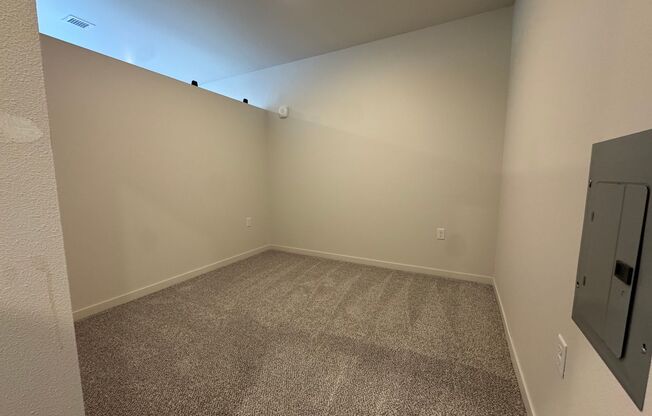 Studio, 1 bath, 594 sqft, $1,795, Unit 1621-209
