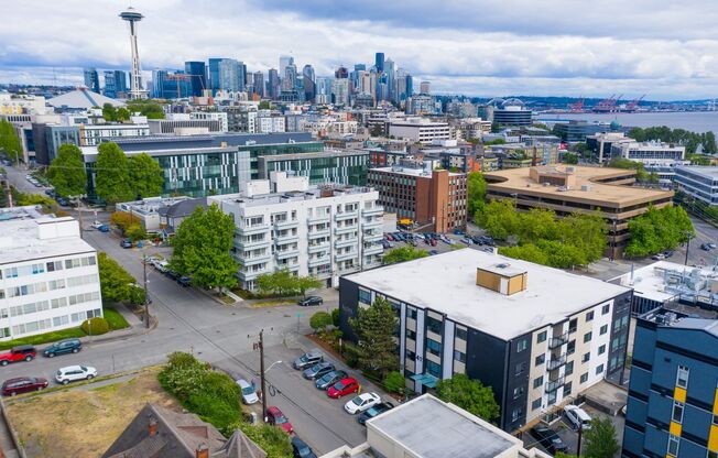 1 bed, 1 bath, 689 sqft, $1,797, Unit 309
