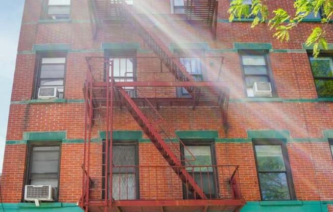 102 BALTIC ST