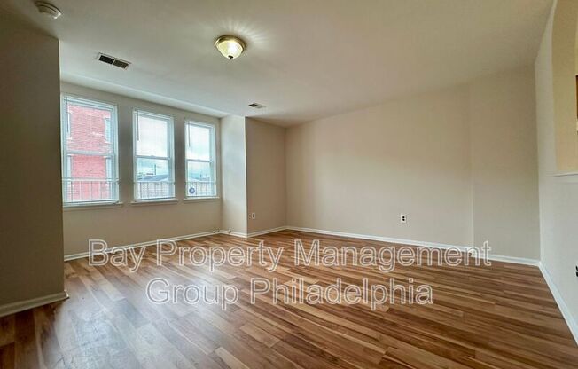 3035 FRANKFORD AVE