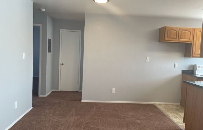 3 beds, 1 bath, 956 sqft, $2,350, Unit 10